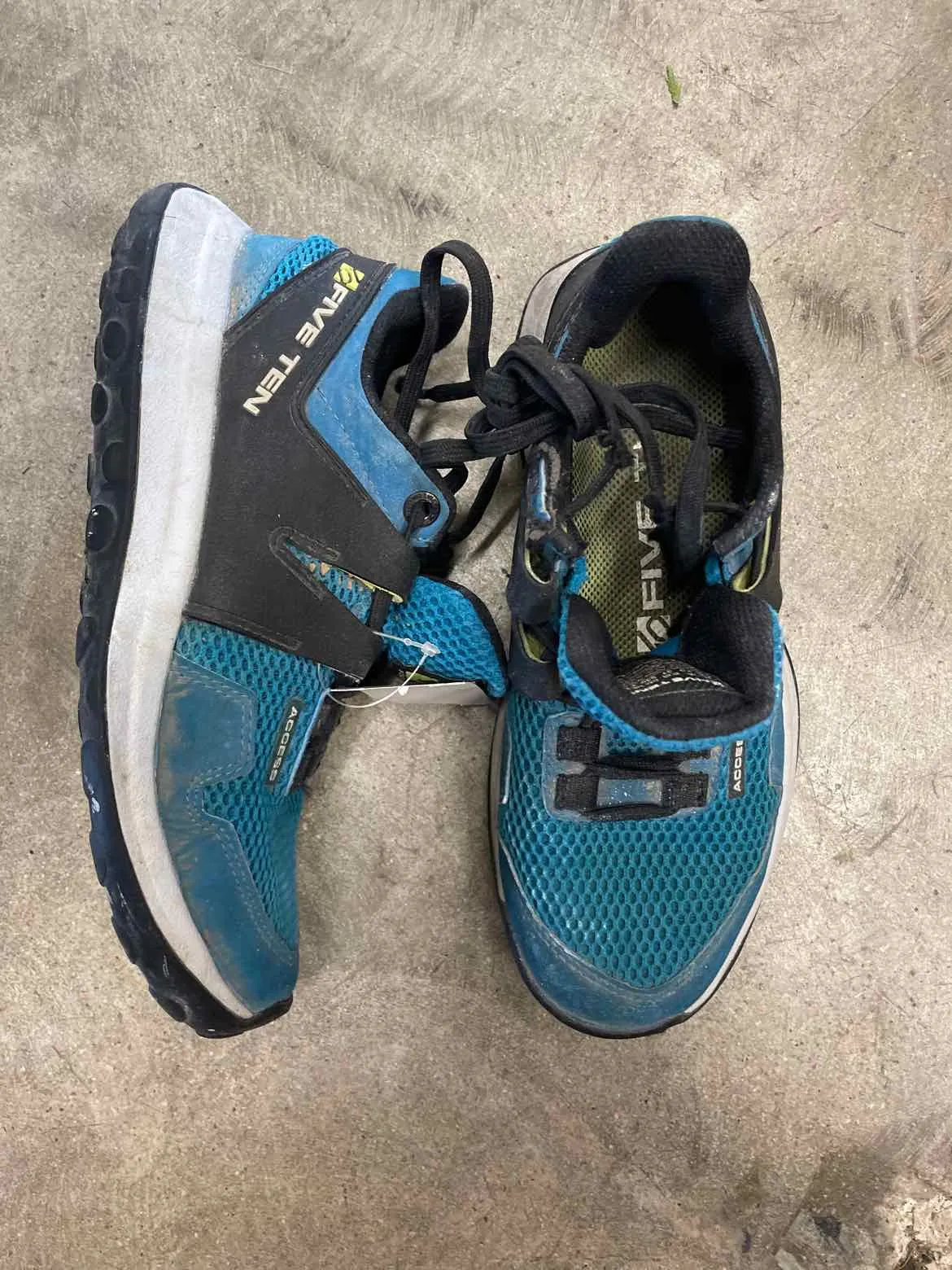 5.10 37 Shoes