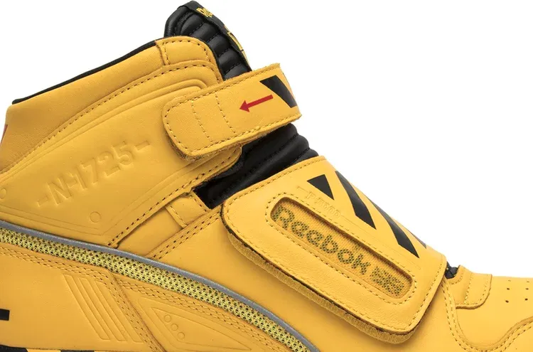 Aliens x alien stomper mid powerloader 'the final scene pack' Reebok sneakers, multicolor